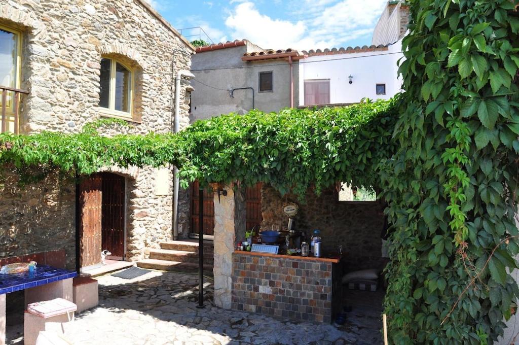 Ca La Figuera, Casa De Pueblo Con Piscina En Costa Brava Villa Palau Saverdera Екстериор снимка